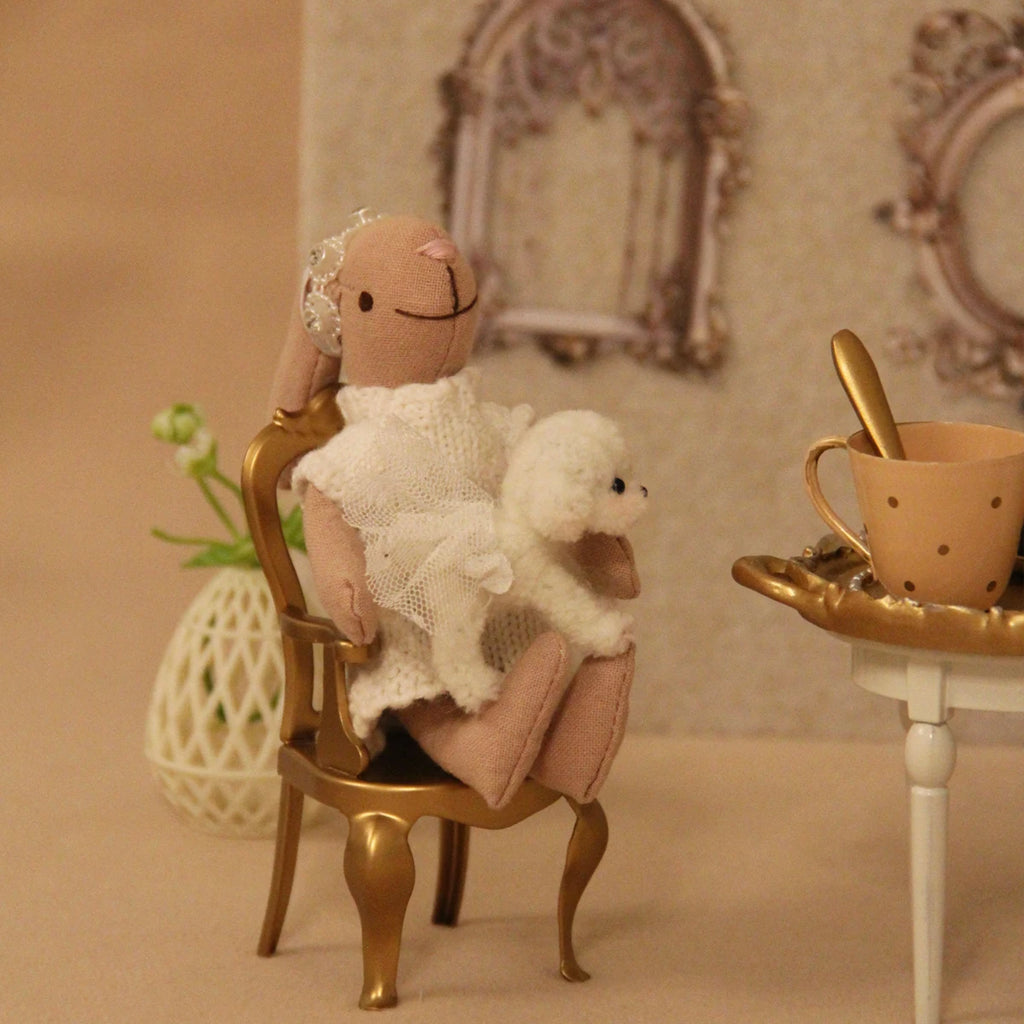 H-13Cm/15Cm Rabbit Figure with White Sweater Dress Suitable for Mini House Decoration