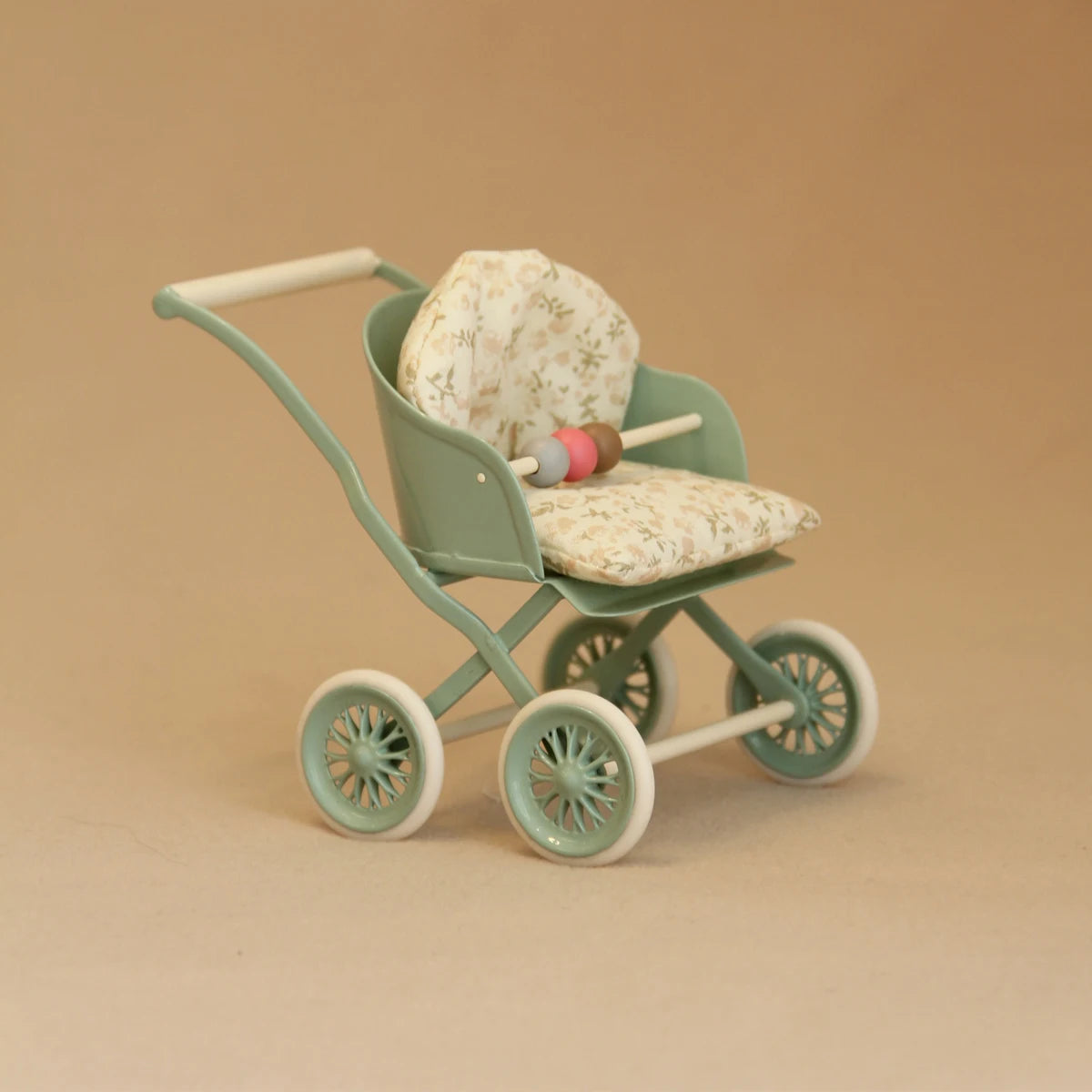 1:12 Miniature Simulation Furniture Baby Stroller in Lotus Pink and Light Green, Suitable for Dollhouse Home Decor
