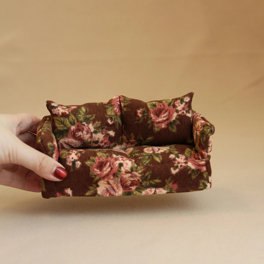 Miniature Simulation Toy House Furniture 1:12 Wooden Fabric Double Sofa Suitable for Dollhouse Home Decor