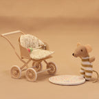 1:12 Miniature Simulation Furniture Baby Stroller in Lotus Pink and Light Green, Suitable for Dollhouse Home Decor