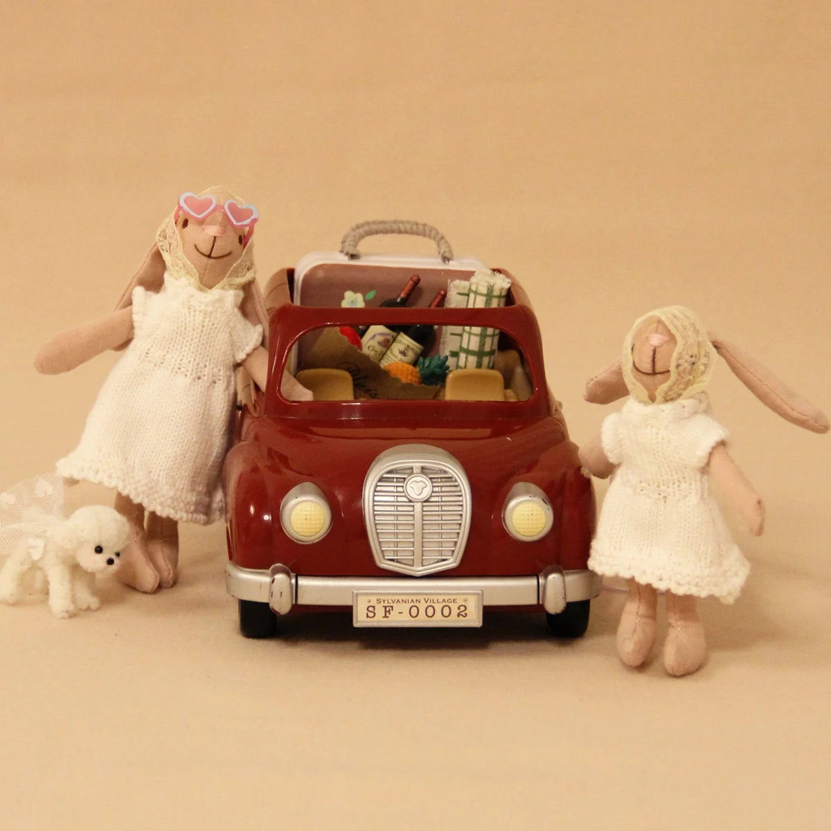H-13Cm/15Cm Rabbit Figure with White Sweater Dress Suitable for Mini House Decoration