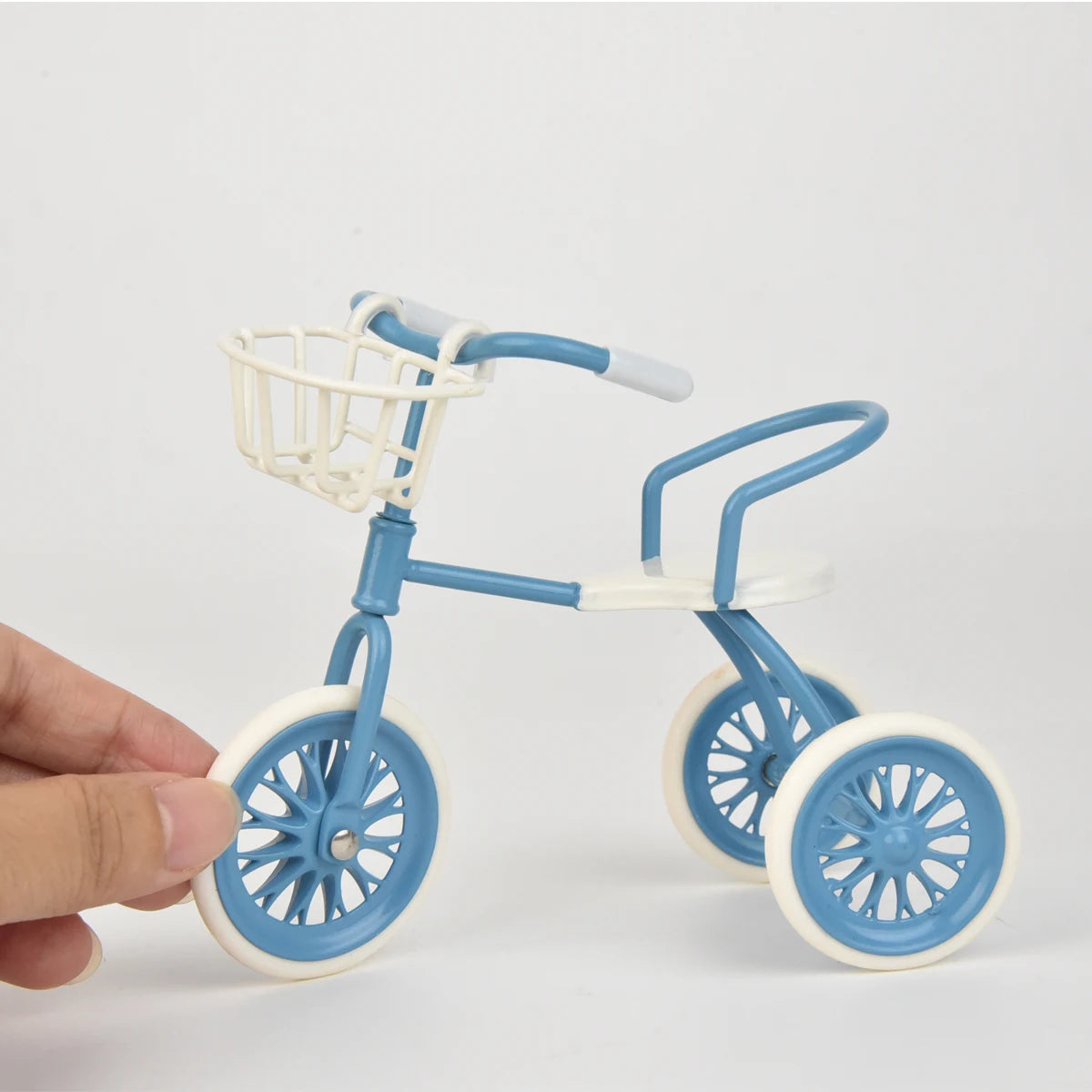 1:12 Miniature Simulation Furniture Metal Tricycle for Doll House